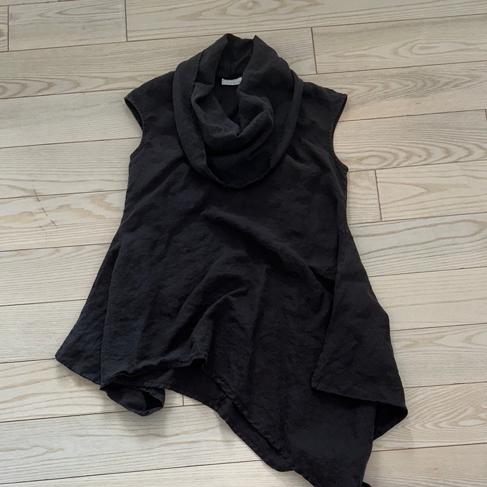 Noa Light Linen Cowl Neck Cap Sleeve Asymmetrical Hem Tunic